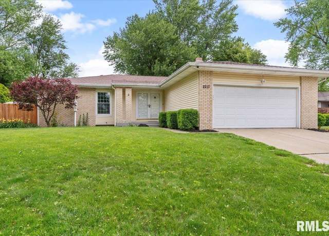 Property at 2213 Croydon Dr, Springfield, IL 62703, 5 beds, 2 baths