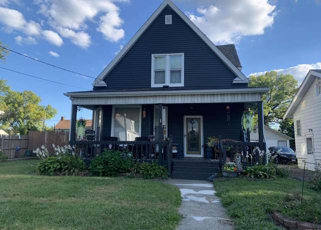 Property at 618 E Virginia Ave, Peoria, IL 61603, 3 beds, 1 bath