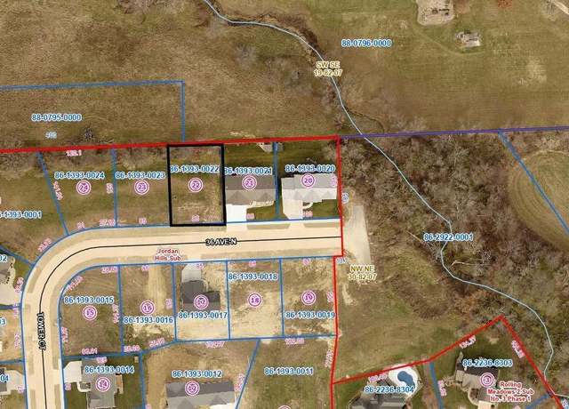Property at 636 36th Avenue North, Clinton, IA 52732