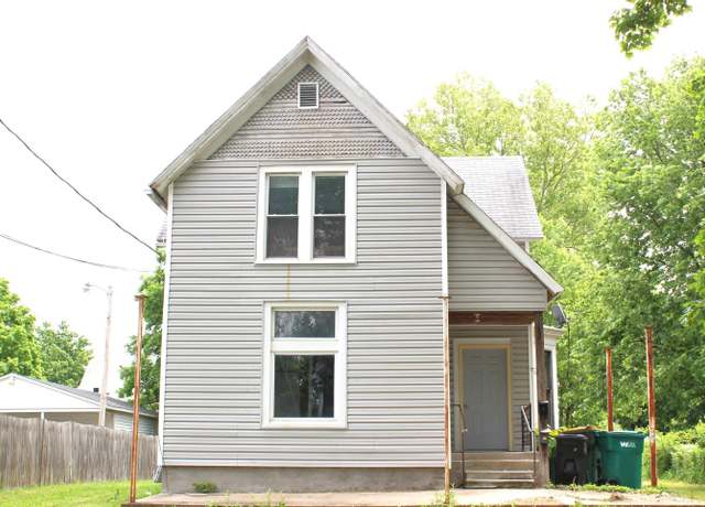 Property at 113 Duffield Ave, Galesburg, IL 61401, 3 beds, 2 baths
