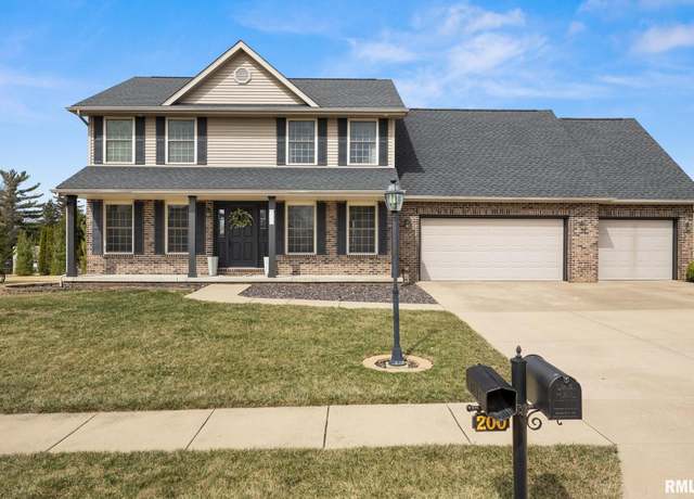 Property at 200 Pinehurst Ln, Washington, IL 61571, 5 beds, 3 baths