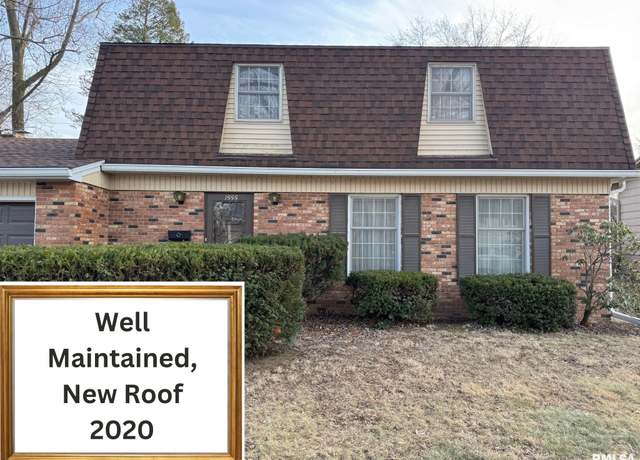 Property at 1555 Forest Hills Rd, Bettendorf, IA 52722, 4 beds, 2.5 baths