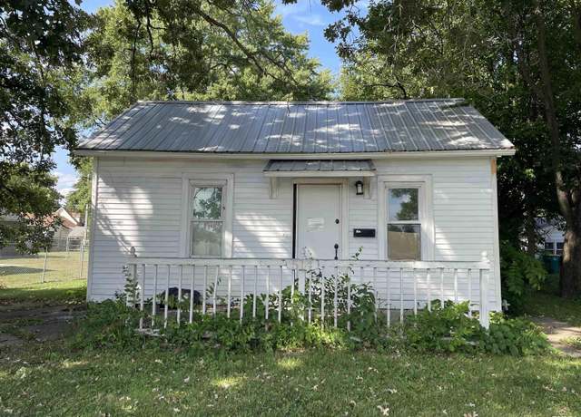 Property at 514 W Carroll St, Macomb, IL 61455, 2 beds, 1 bath