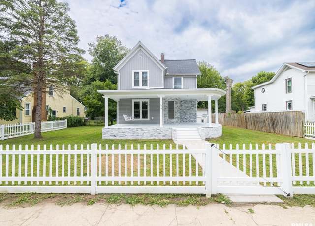 Property at 619 N Santa FE Ave, Chillicothe, IL 61523, 4 beds, 2 baths