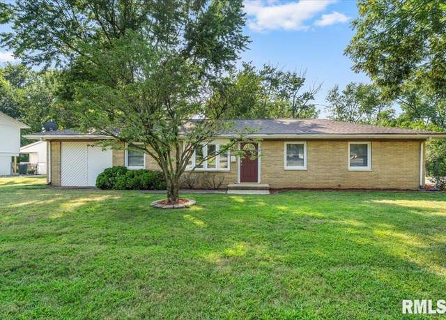 Property at 80 Bonniebrook Rd, Chatham, IL 62629, 3 beds, 1.5 baths