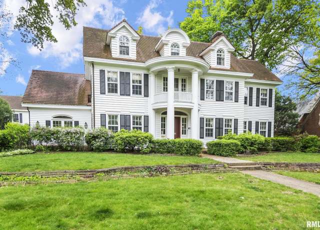 Property at 1044 Williams Blvd, Springfield, IL 62704, 5 beds, 3.5 baths