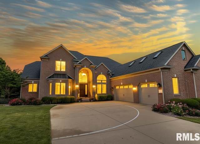 Property at 10723 N Trails Edge Dr, Peoria, IL 61615, 5 beds, 5.5 baths
