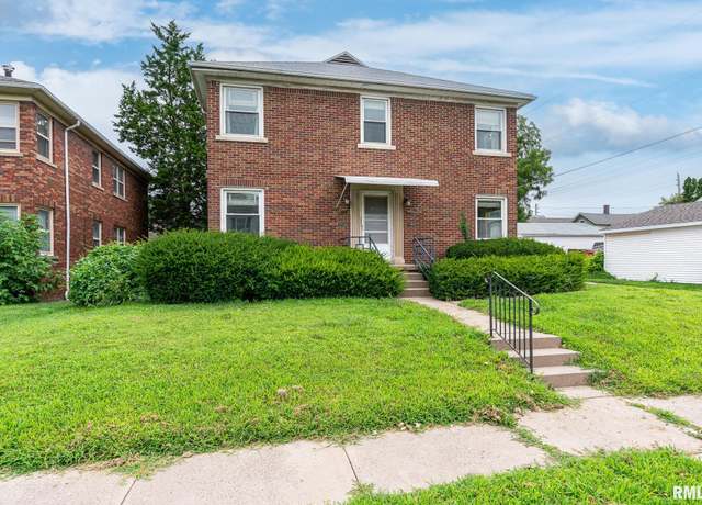 Property at 320 W Hayes St Unit 320, 320 1/2, 320 1/3, Davenport, IA 52803, 2 beds, 3 baths