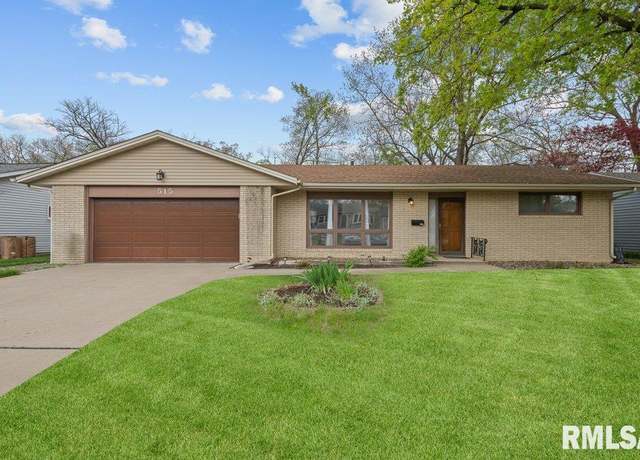 Property at 515 38th Ave, East Moline, IL 61244, 4 beds, 2 baths