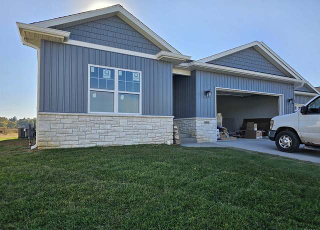 Property at 4622 Eugene Ct, Springfield, IL 62711, 2 beds, 2.5 baths