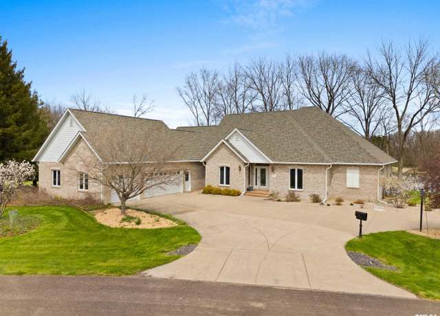 Property at 1828 Winged Foot Dr, Pekin, IL 61554, 3 beds, 4 baths