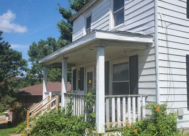 Property at 2208 E Locust St, Davenport, IA 52803, 2 beds, 2 baths