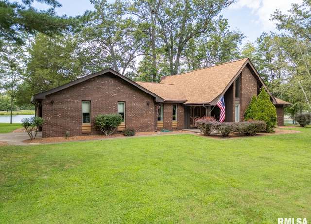 Property at 12170 Deer Run Rd, Marion, IL 62959, 3 beds, 2 baths