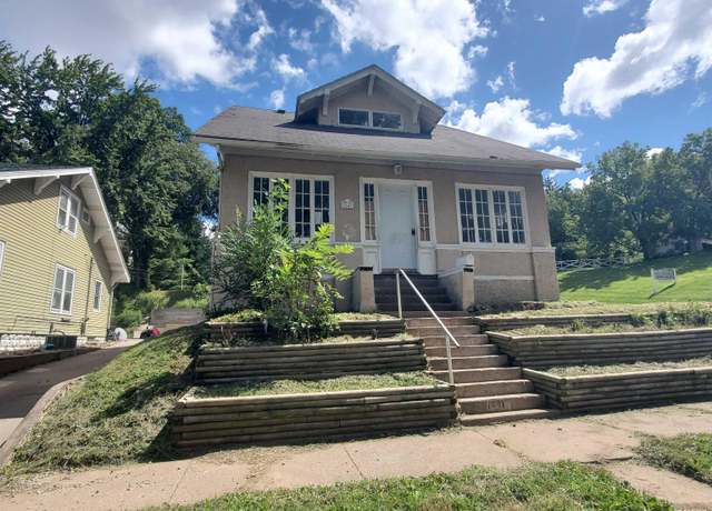 Property at 1641 14 1/2 St, Rock Island, IL 61201, 5 beds, 2 baths