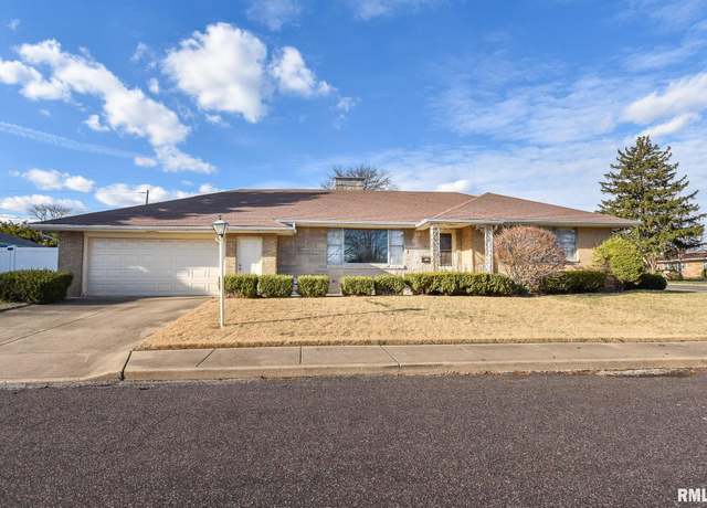 Property at 3523 N Bigelow St, Peoria, IL 61604, 2 beds, 2.5 baths
