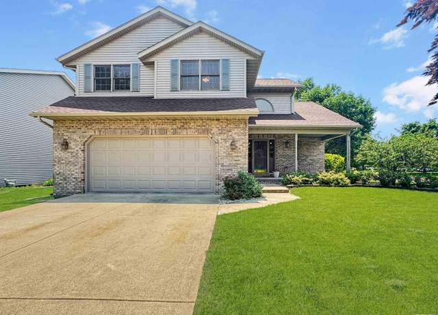 Property at 125 Prairieview Dr, East Peoria, IL 61611, 4 beds, 2.5 baths