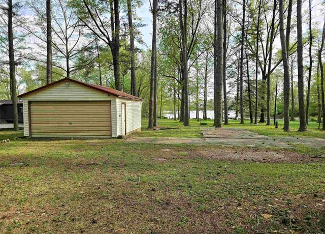 Property at 1831 Duck Ln, Centralia, IL 62801