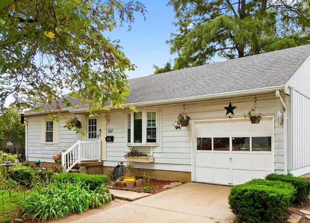 Property at 1715 Florence Ave, Pekin, IL 61554, 3 beds, 2 baths