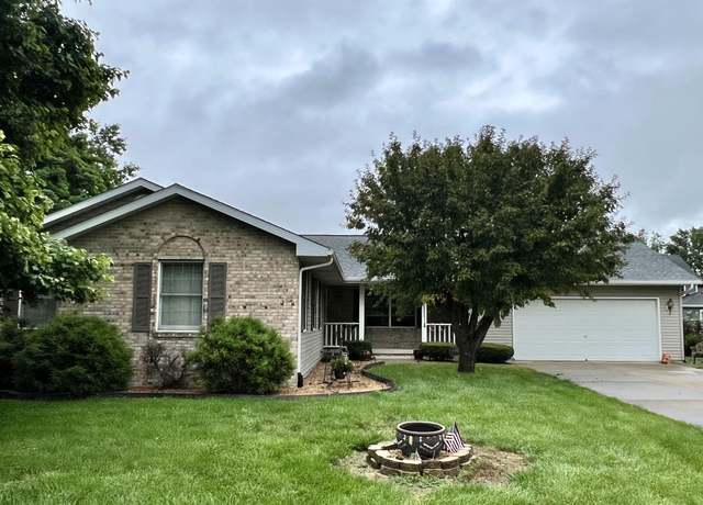 Property at 513 Richmond Dr, Chatham, IL 62629, 3 beds, 2 baths