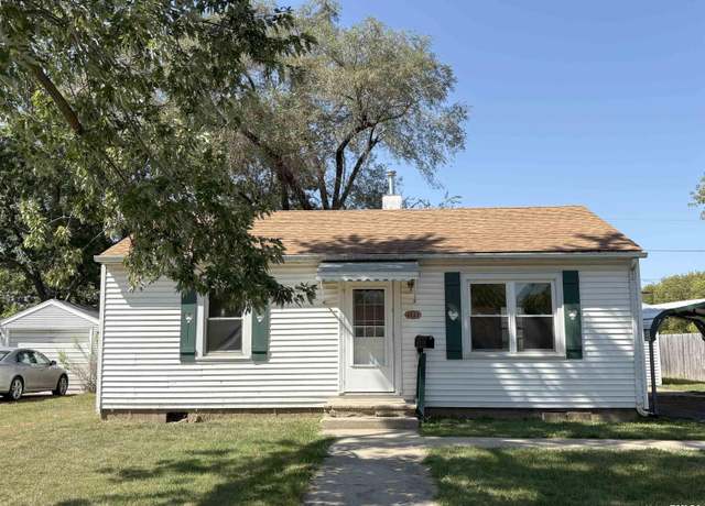 Property at 1523 N Wilson St, Chillicothe, IL 61523, 2 beds, 1 bath
