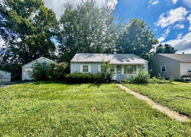 Property at 681 S Farnham St, Galesburg, IL 61401, 2 beds, 1 bath