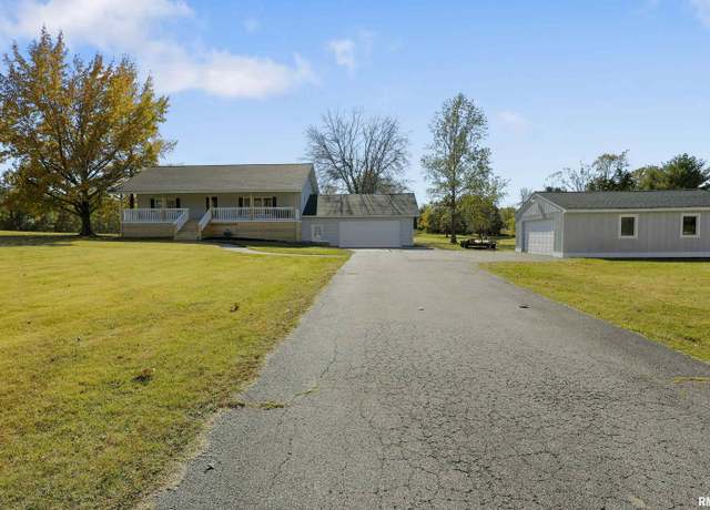Property at 15069 Remington Rd, Marion, IL 62959, 4 beds, 3 baths