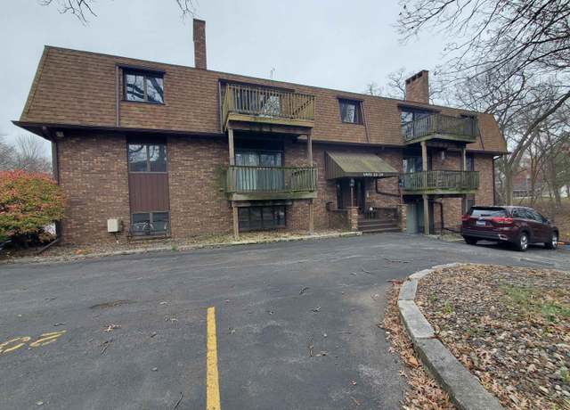 Property at 3626 38th Street Avenue #14, Rock Island, IL 61201, 2 beds, 1 bath