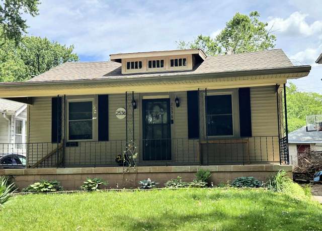 Property at 2536 S 10th St, Springfield, IL 62703, 2 beds, 1.5 baths
