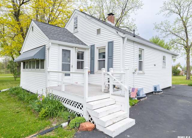 Property at 312 Ritchie St, East Peoria, IL 61611, 2 beds, 1.5 baths