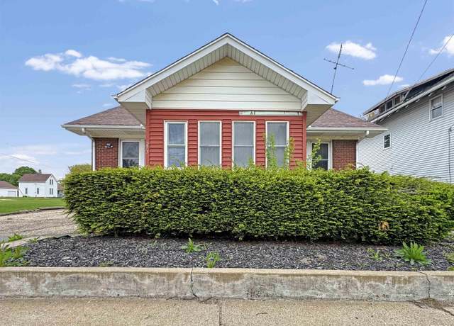 Property at 277 N Henderson St, Galesburg, IL 61401, 2 beds, 1 bath