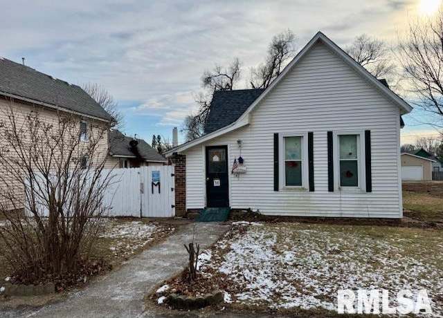 Property at 747 12th Avenue South, Clinton, IA 52732, 2 beds, 1 bath
