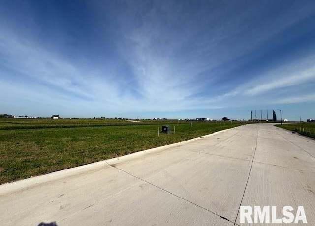 Property at 6302 Meyer Rd, Bettendorf, IA 52722