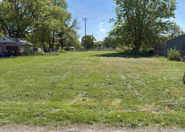 Property at 1297 S Chambers St, Galesburg, IL 61401