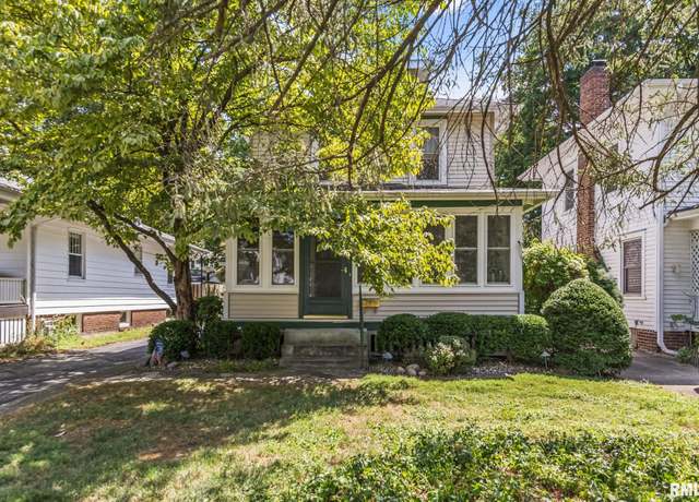 Property at 716 W Woodland Ave, Springfield, IL 62704, 4 beds, 2 baths
