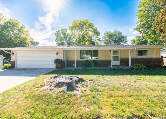Property at 603 S Linden St, Delavan, IL 61734, 2 beds, 2 baths