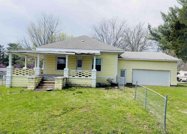 Property at 501 N Marion St, Salem, IL 62881, 3 beds, 1 bath