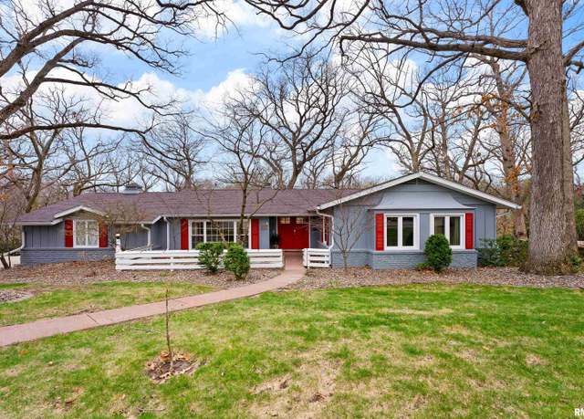 Property at 3531 51st St, Moline, IL 61265, 4 beds, 3 baths