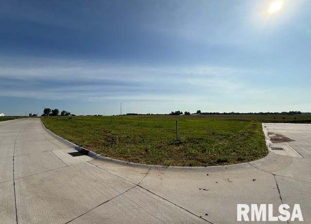 Property at 5727 Martin Ave, Bettendorf, IA 52722