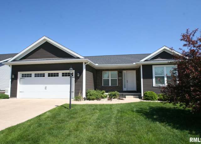 Property at 1515 Calvin Dr, Washington, IL 61571, 3 beds, 2 baths