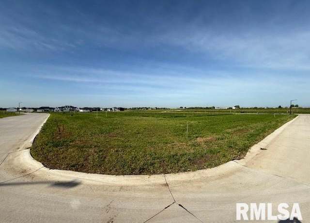 Property at 6425 Meyer Rd, Bettendorf, IA 52722