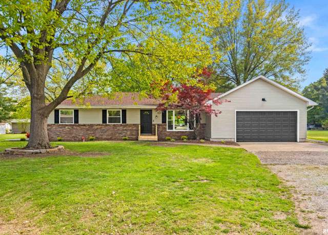 Property at 13427 N Dover Ln, Chillicothe, IL 61523, 3 beds, 2 baths