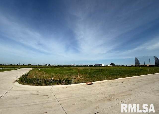 Property at 6323 Meyer Rd, Bettendorf, IA 52722
