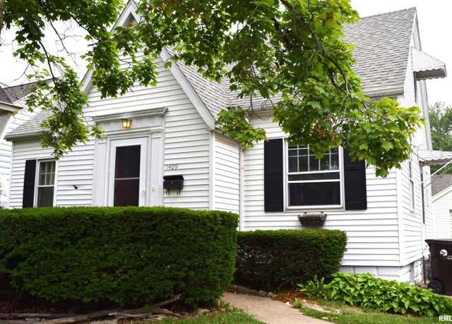 Property at 1409 W Margaret Ave, Peoria, IL 61604, 3 beds, 1.5 baths