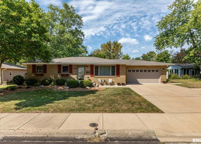 Property at 225 Hemlock St, Pekin, IL 61554, 3 beds, 2 baths