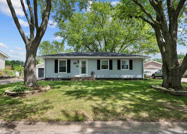 Property at 908 16th St, Rapids City, IL 61278, 4 beds, 2 baths