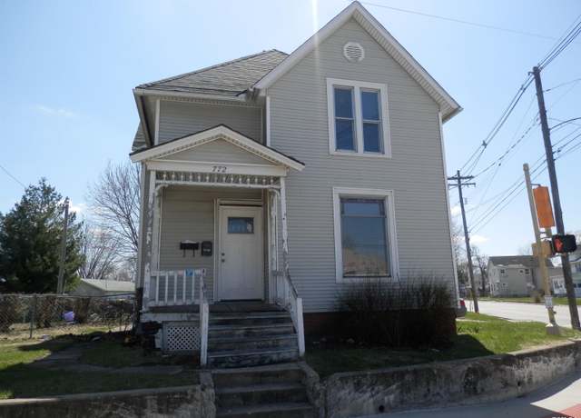 Property at 772 Monmouth Blvd, Galesburg, IL 61401, 4 beds, 2 baths