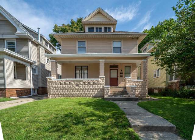 Property at 1417 W Main St, Peoria, IL 61606, 5 beds, 2 baths