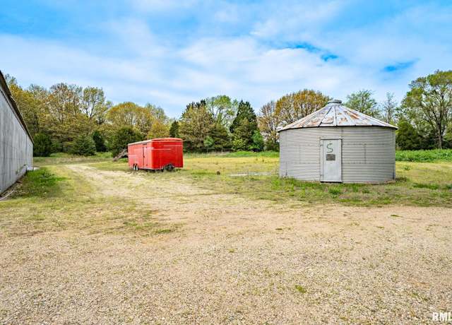 Property at 311 2nd St, Forest City, IL 61532