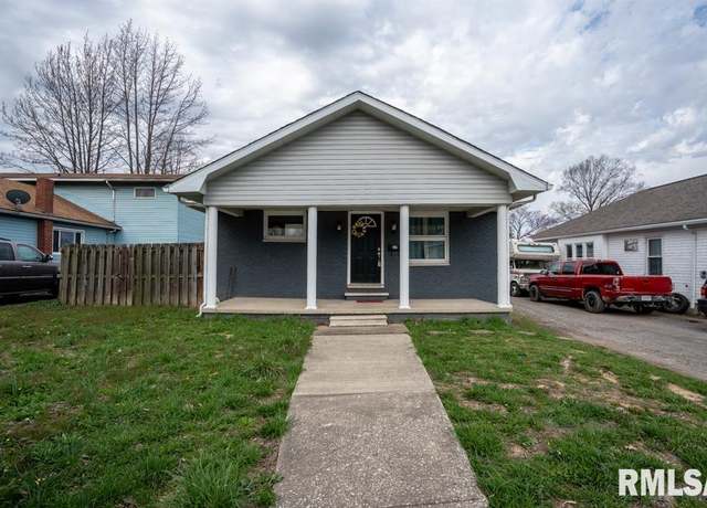 Property at 211 N Washington Blvd, West Frankfort, IL 62896-1917, 2 beds, 1 bath