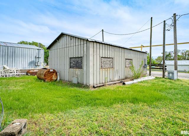 Property at 100 S Main St, Forest City, IL 61532